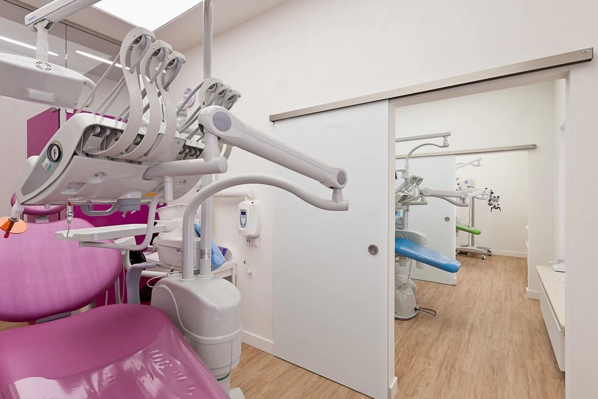  Emdentic-Centrum stomatologiczne